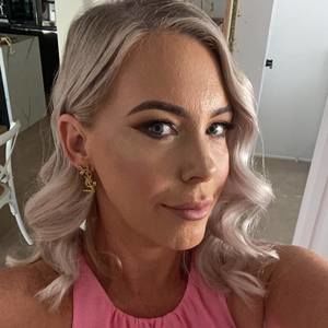 Meet your Posher, Sally